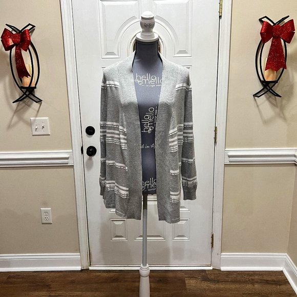 Senna Sage Gray and White Sweater - Picture 1 of 1